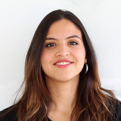 Salma LemghariIngénieure commerciale Salma LemghariIngénieure commerciale